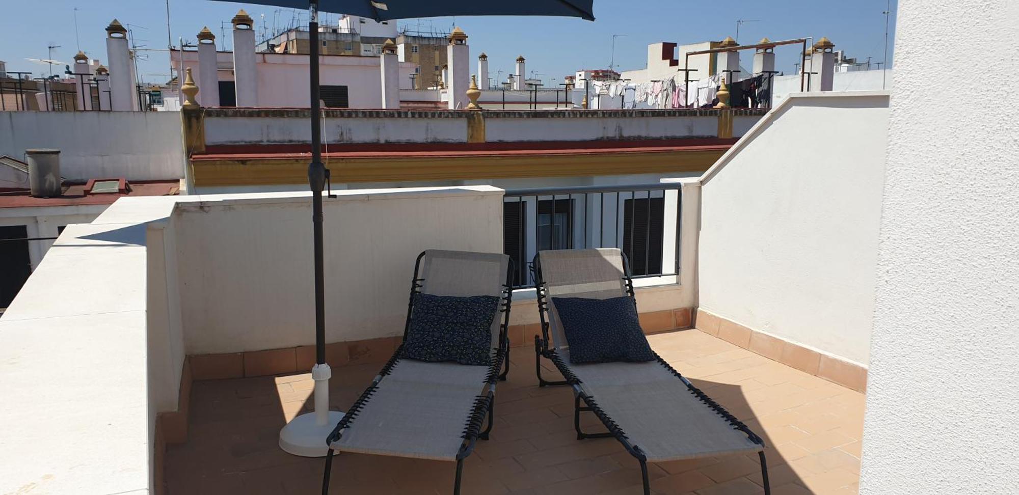 Atico Aire De Triana Apartment Севиля Екстериор снимка